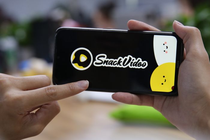 Aplikasi Snack Video menghasilkan uang - undang teman