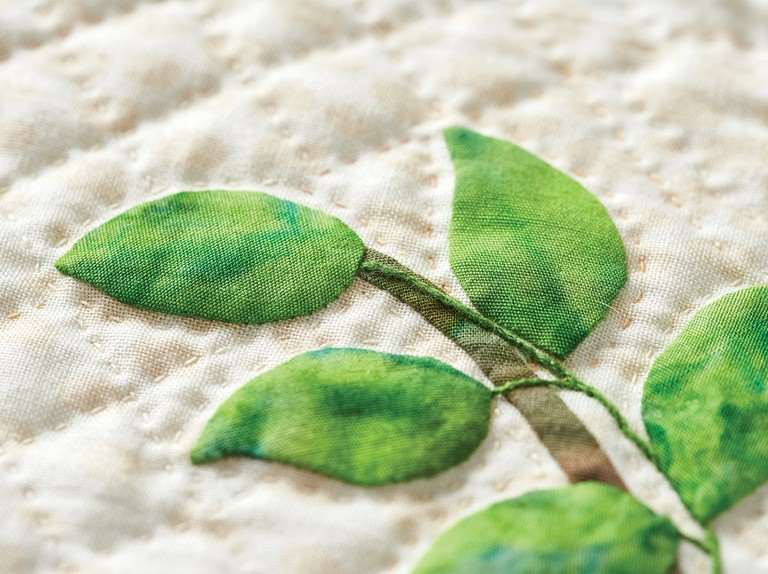 Bahan yang Digunakan Pada Seni Aplikasi Adalah Bentuk Daun