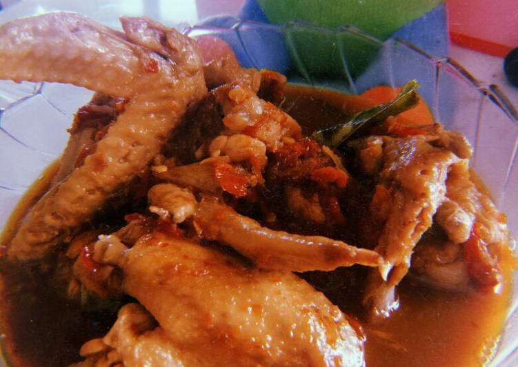 Sayap Ayam Kecap yang Pedas