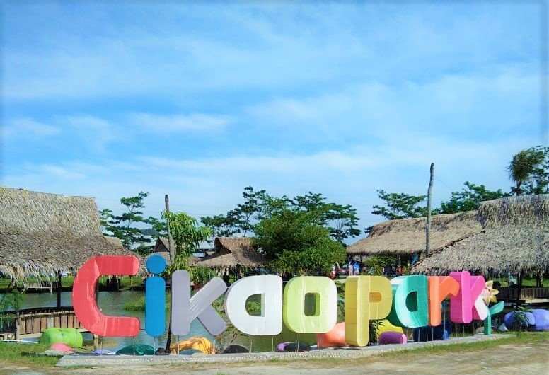 Tempat Wisata Purwakarta Taman Cikao