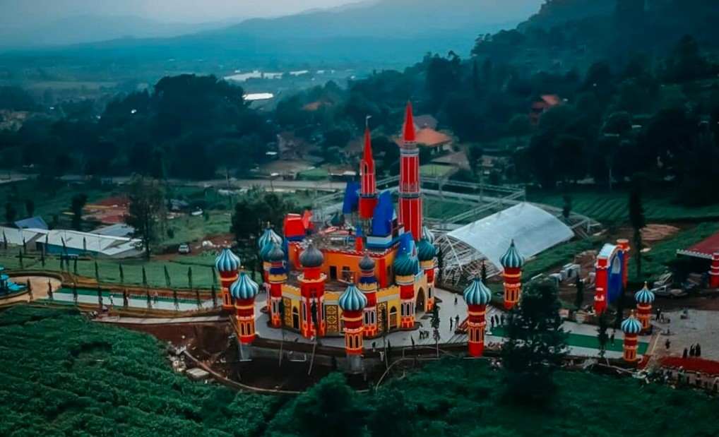 Wisata di Subang Florawisata D’Castello Ciater