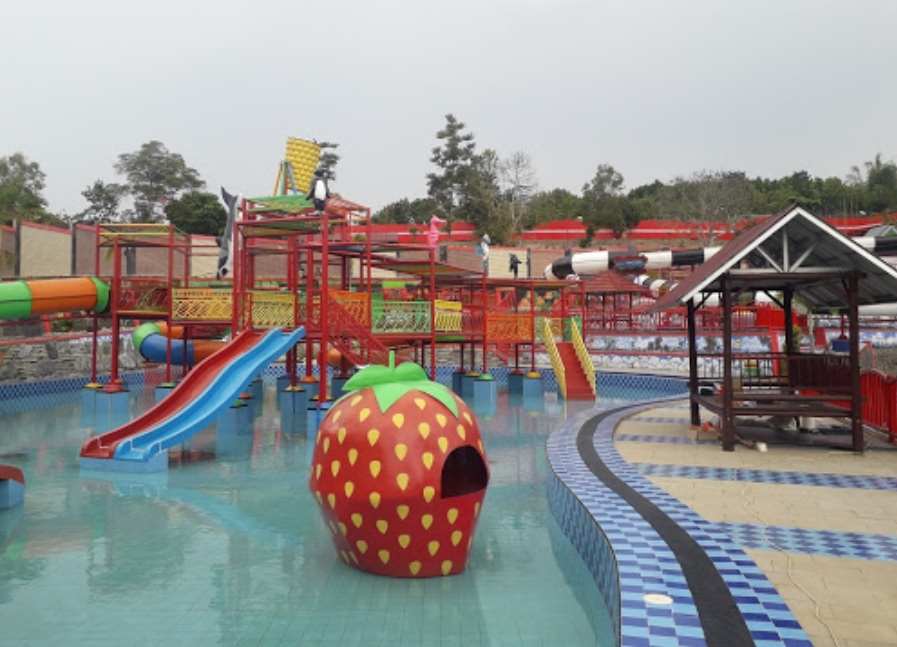 Wisata di Subang Kumpay Waterpark